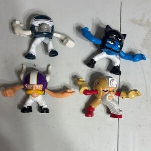 McDonald’s NFL Rush Zone 2013 Action Figure Set - Blue, Black, Purple, Red